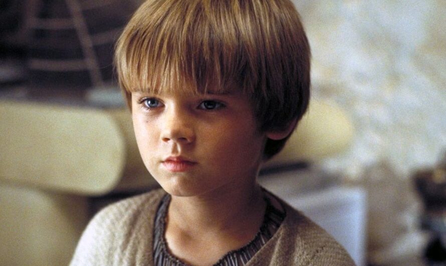 Jake Lloyd Talks Mental Health, Reconnecting with Star Wars